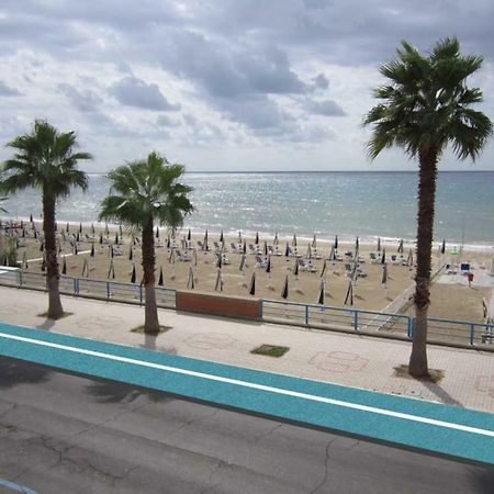 Vicolo Dei Pescatori Terracina Apartment Bagian luar foto