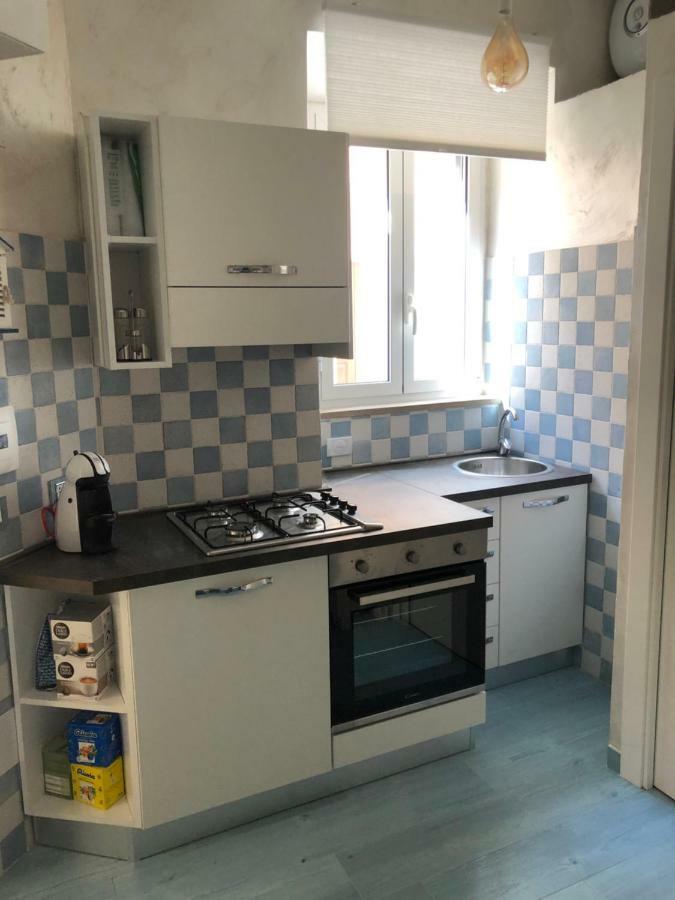 Vicolo Dei Pescatori Terracina Apartment Bagian luar foto