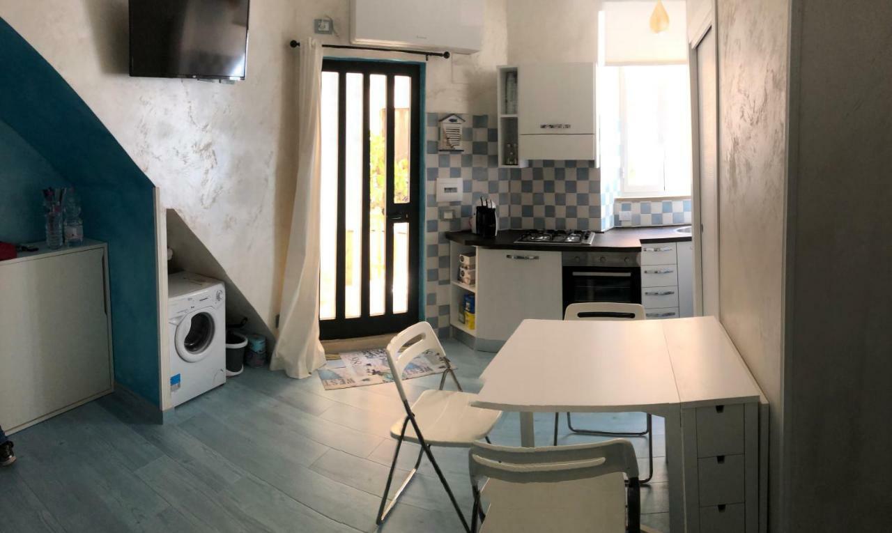 Vicolo Dei Pescatori Terracina Apartment Bagian luar foto